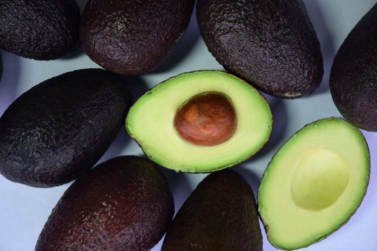 avocat coupé
