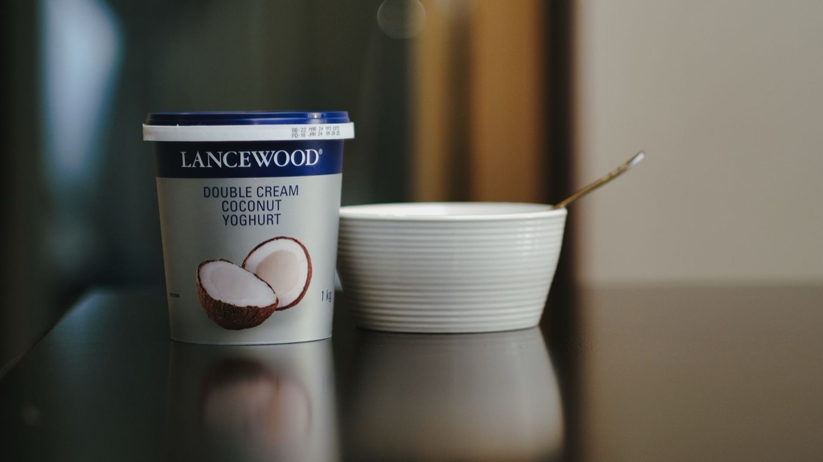 yogurt container with probiotics
