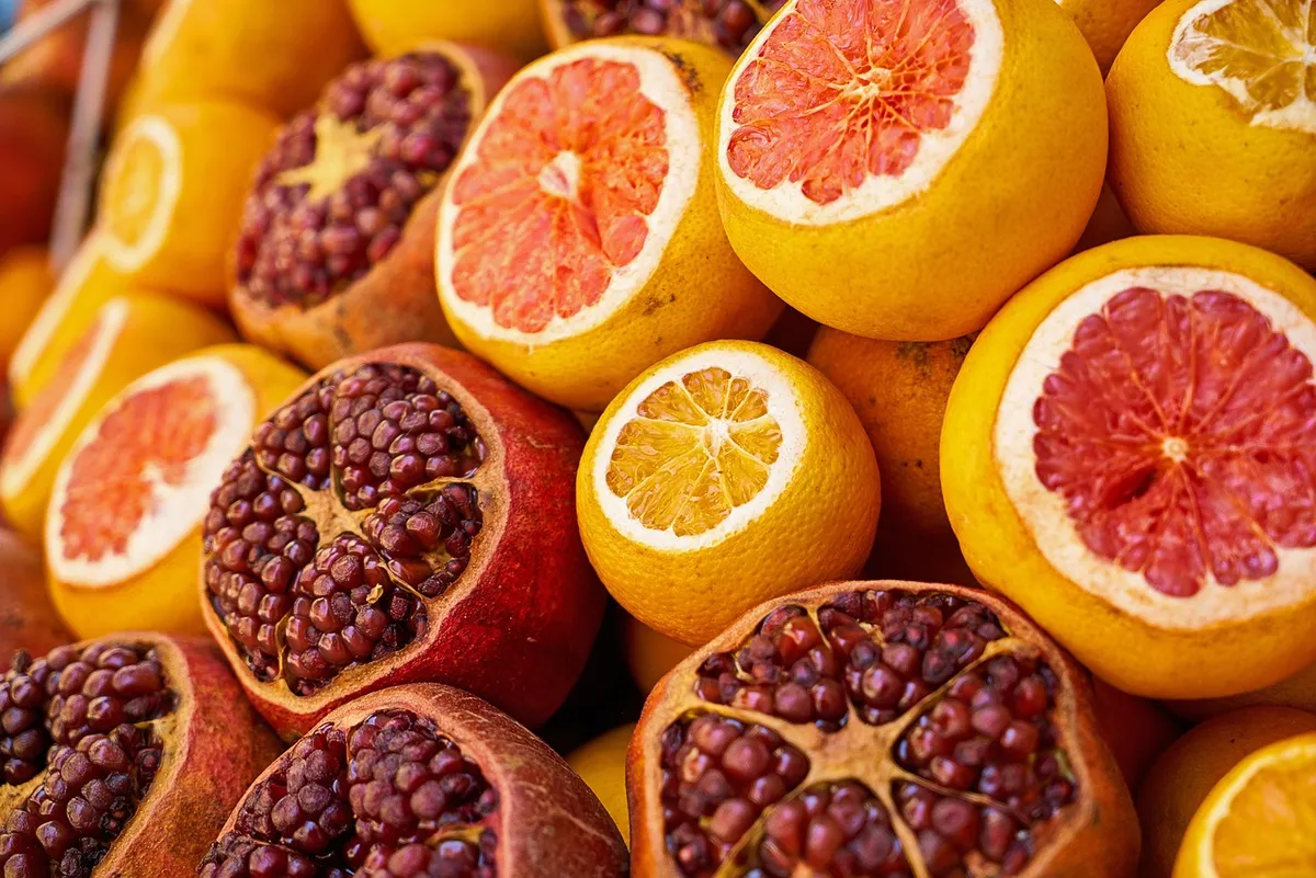 fruit, vitaman fruit, healthy, food, fresh, healthy lifestyle, vegetarian, diet, orange, yellow, red, pomegranate, citrus, ascorbic acid, healthy lifestyle, hea